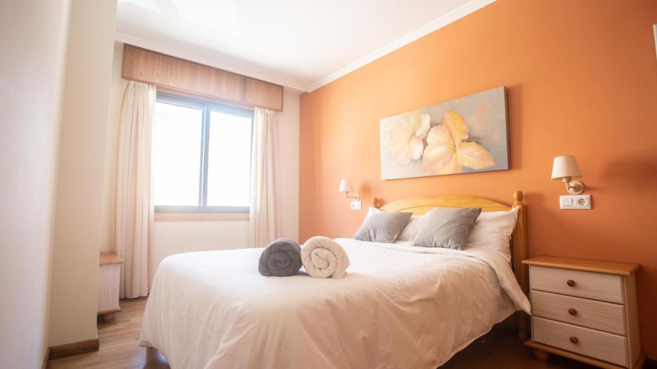 Apartamento En El Centro Con Plaza De Garaje А-Гуарда Экстерьер фото