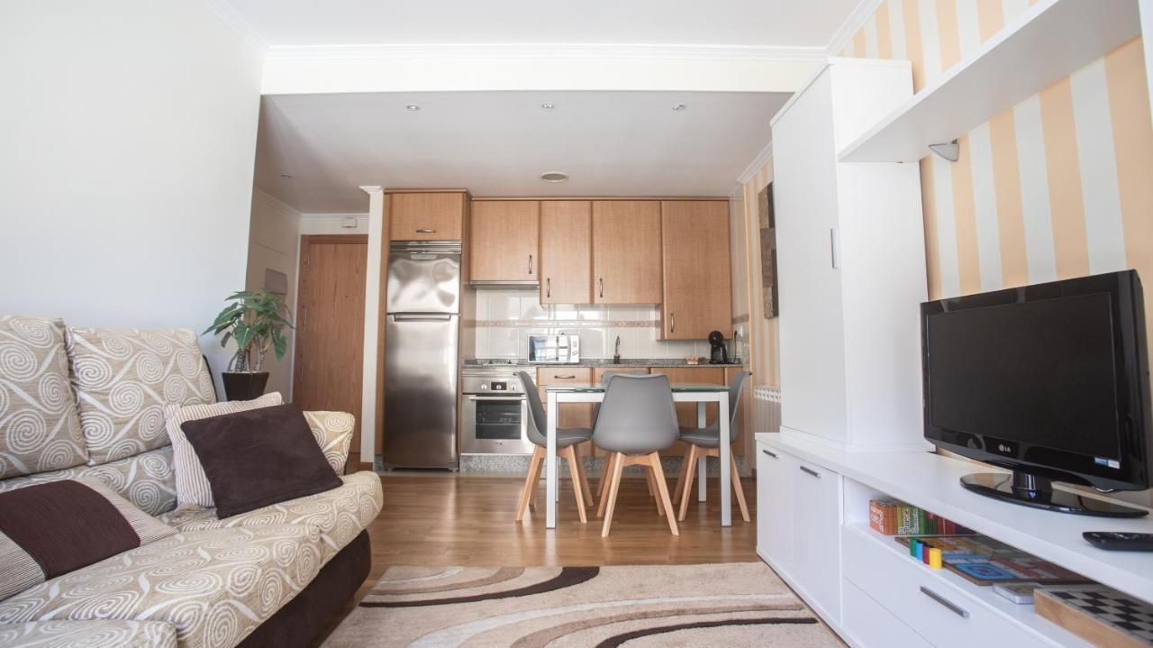 Apartamento En El Centro Con Plaza De Garaje А-Гуарда Экстерьер фото