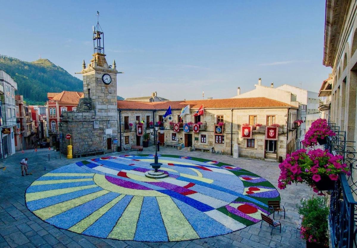 Apartamento En El Centro Con Plaza De Garaje А-Гуарда Экстерьер фото